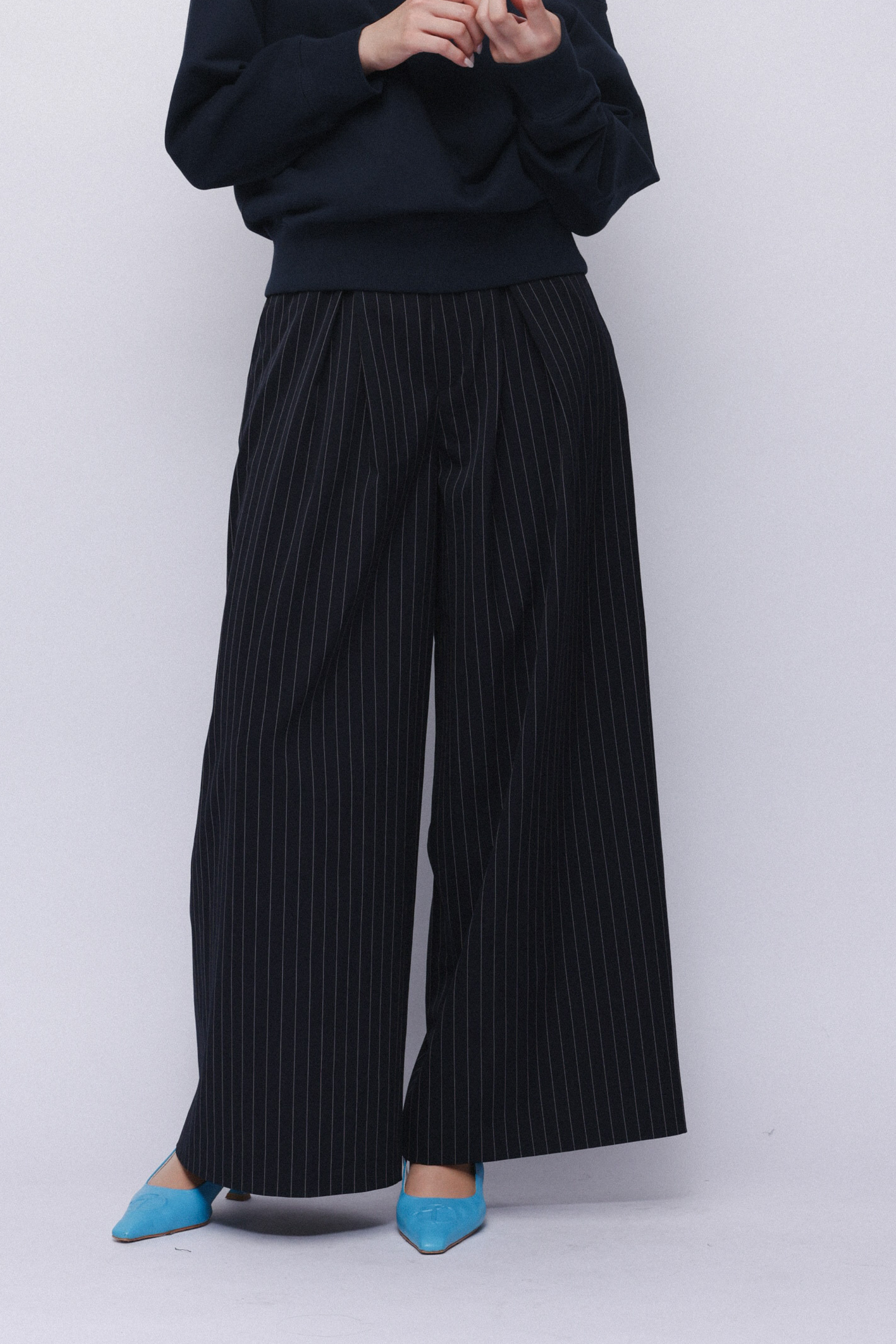 Stripe wide slacks 【Navy】