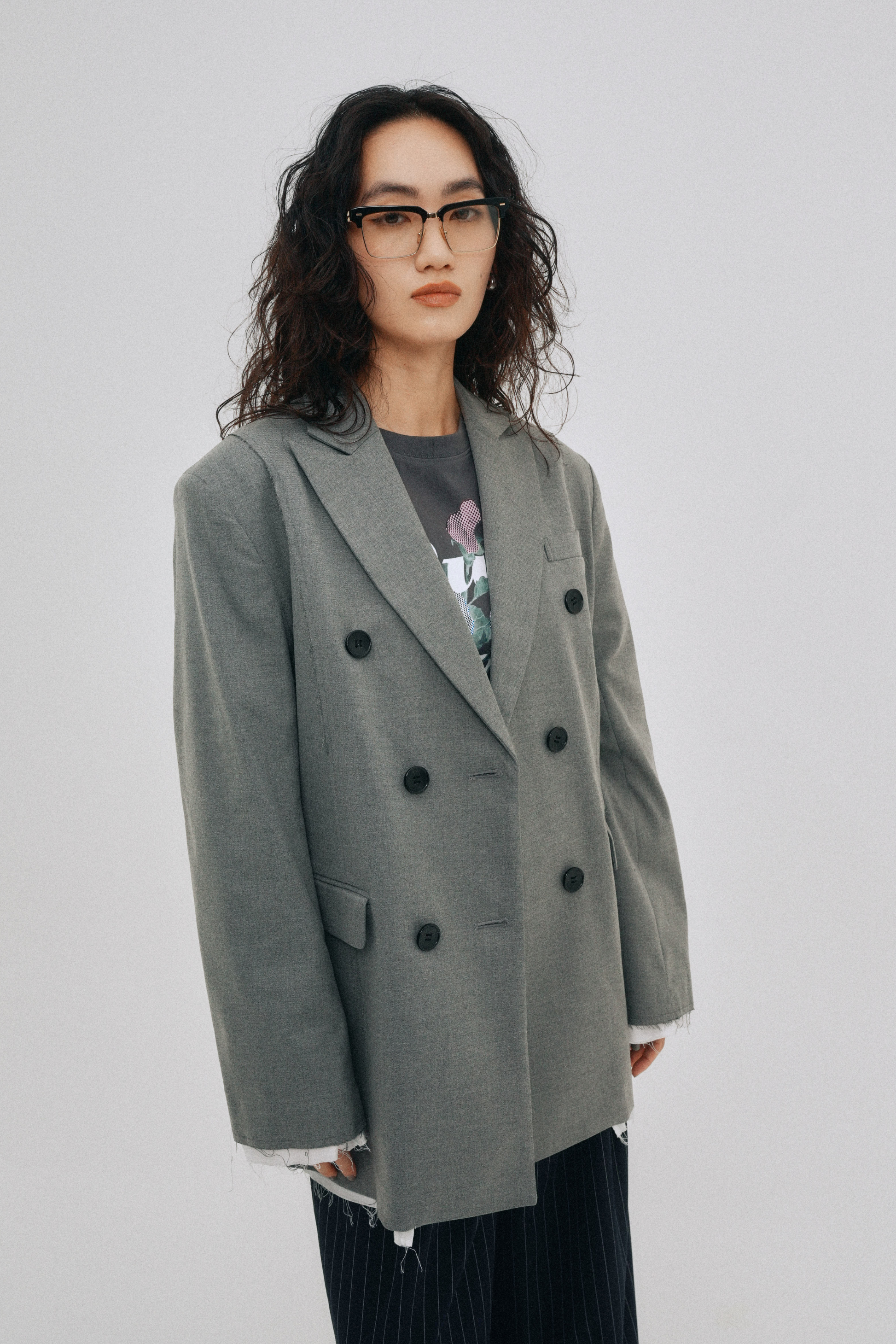 Cut out jacket【Gray】