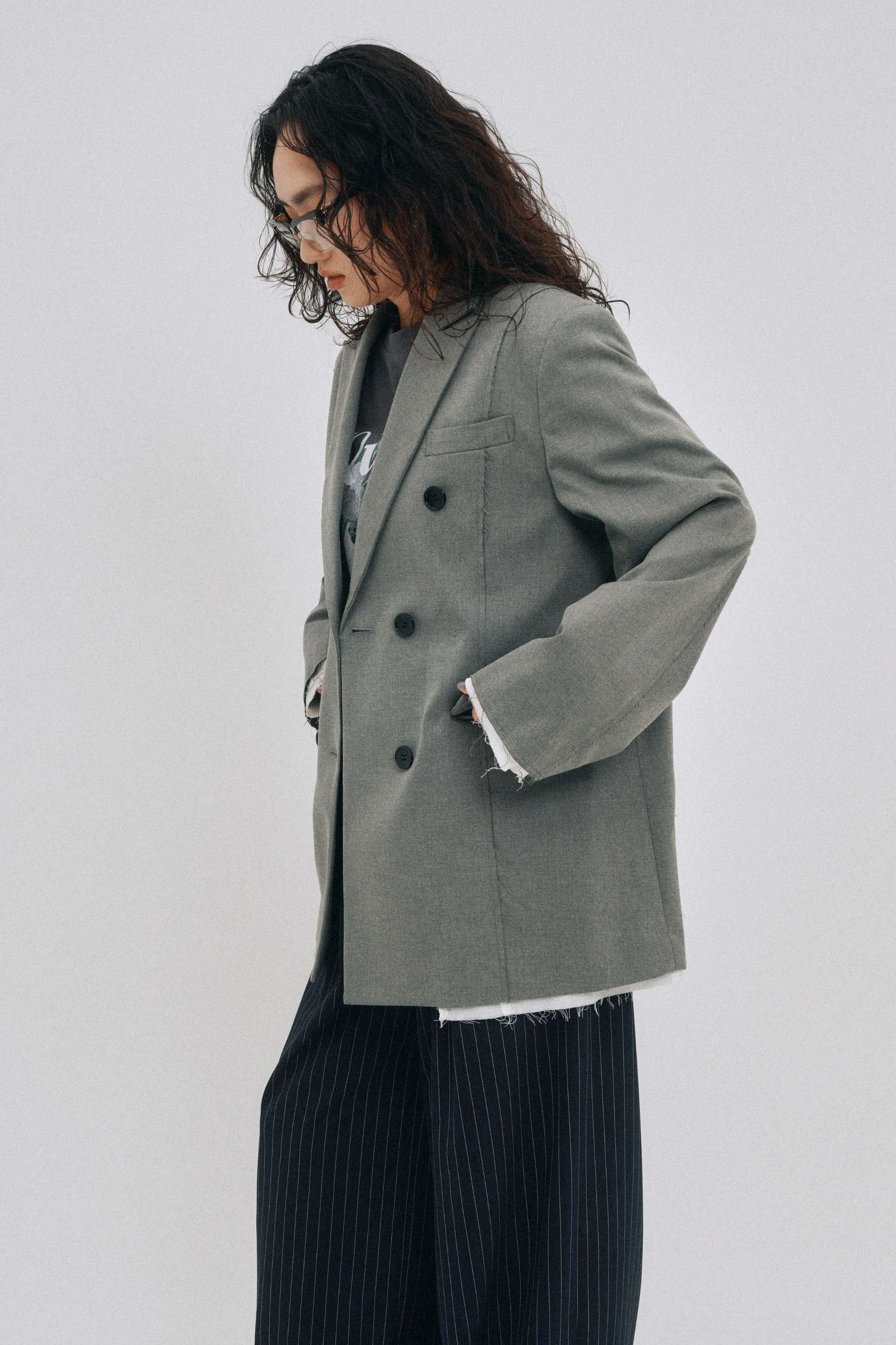 Cut out jacket【Gray】