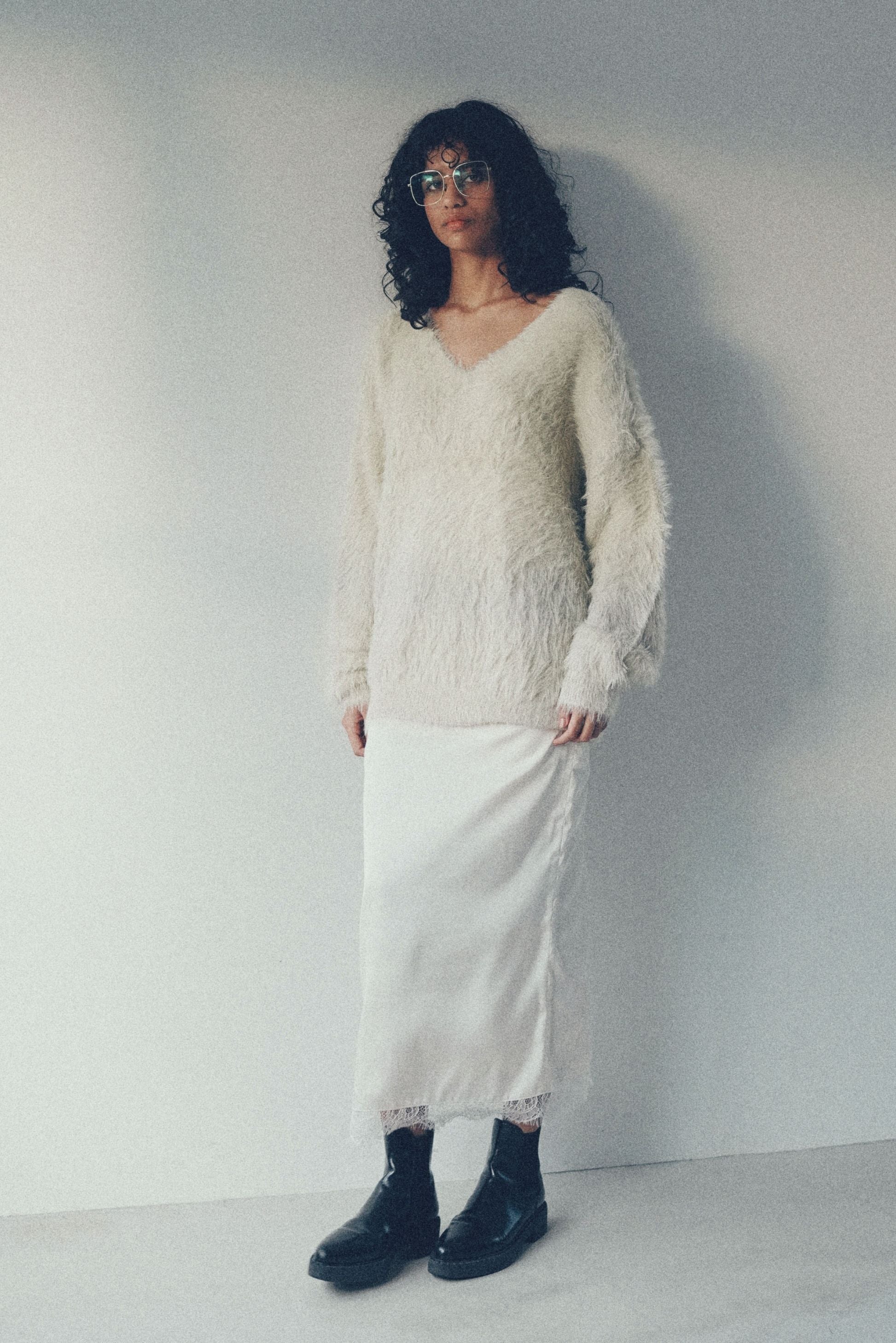Hem lace skirt【White】