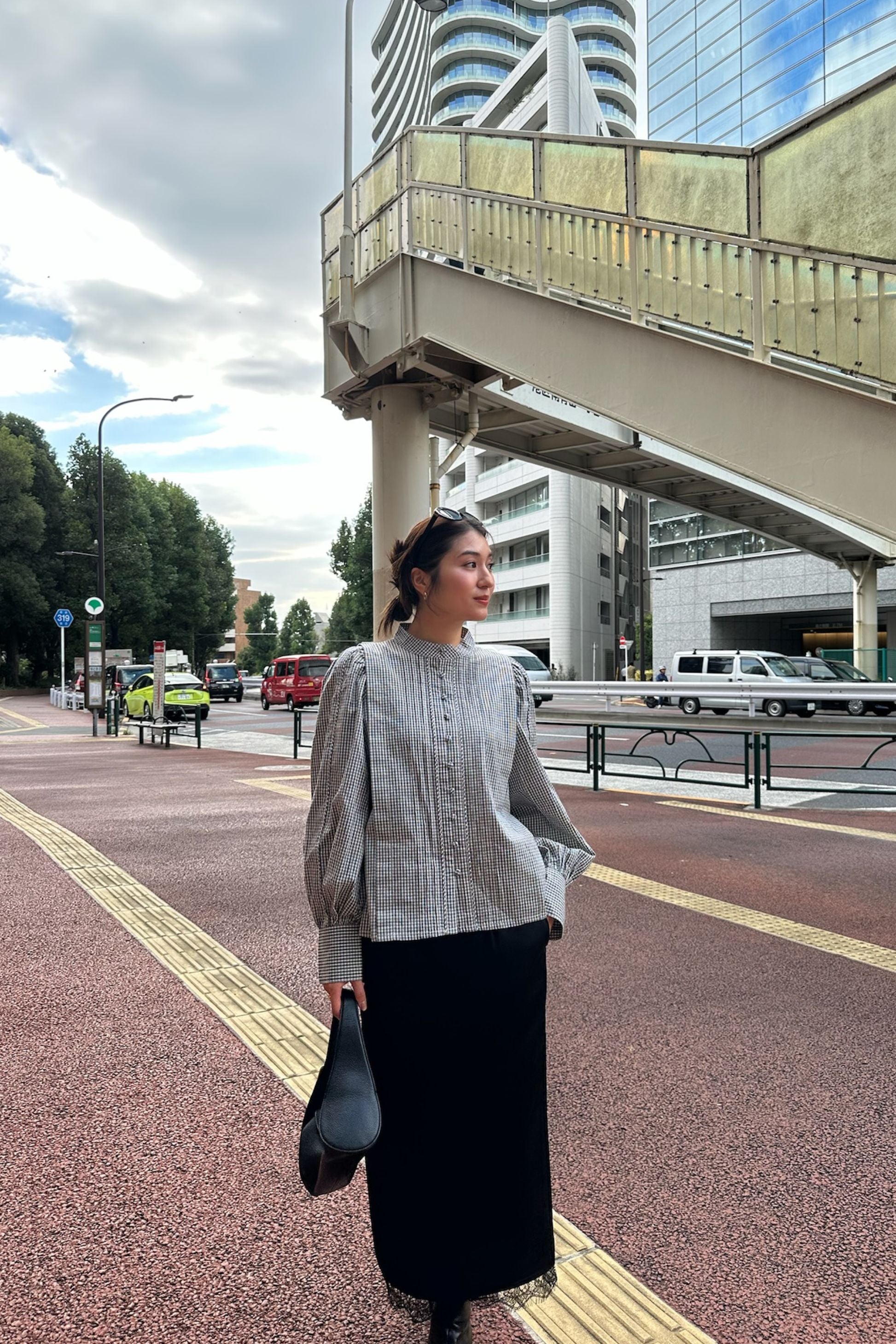 Pintuck blouse【Black】