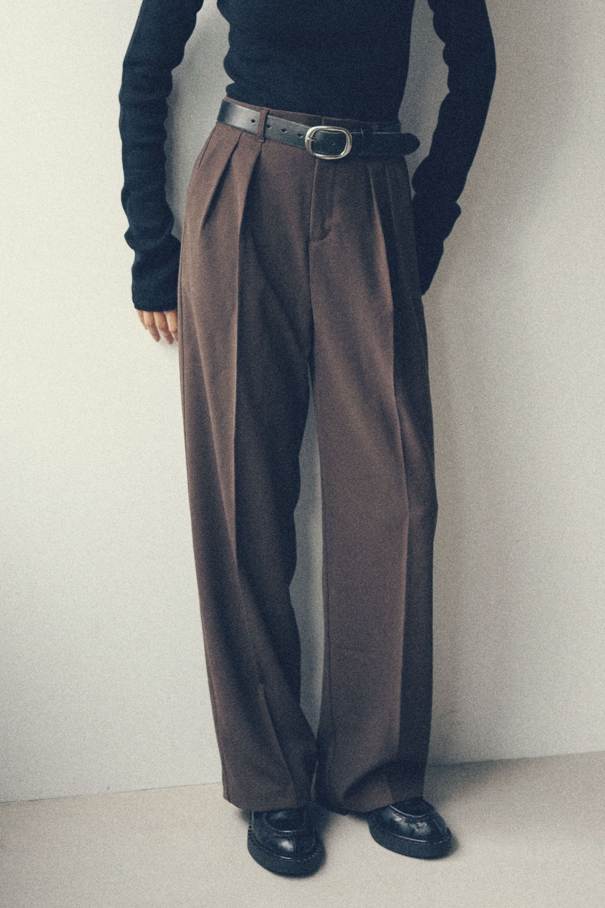 Tuck wide pants【Brown】