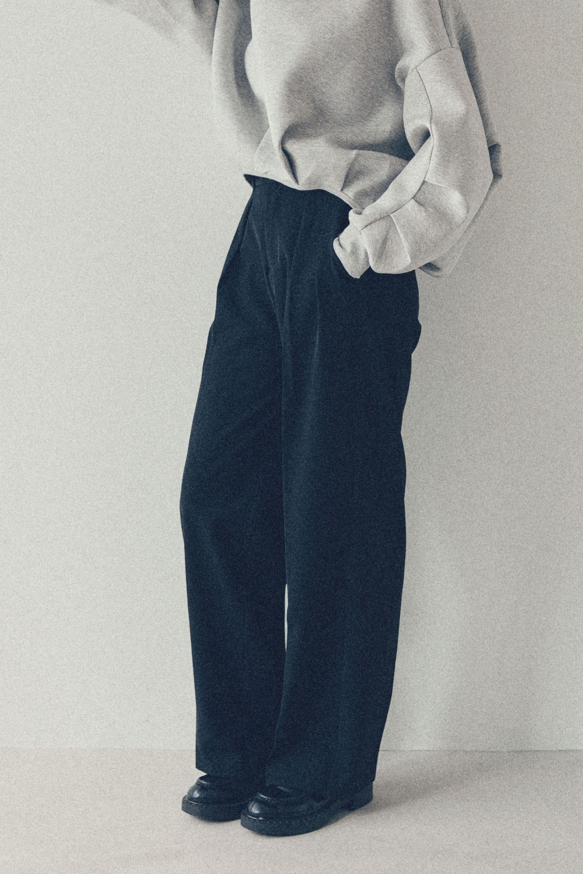 Tuck wide pants【Black】 – YOOU