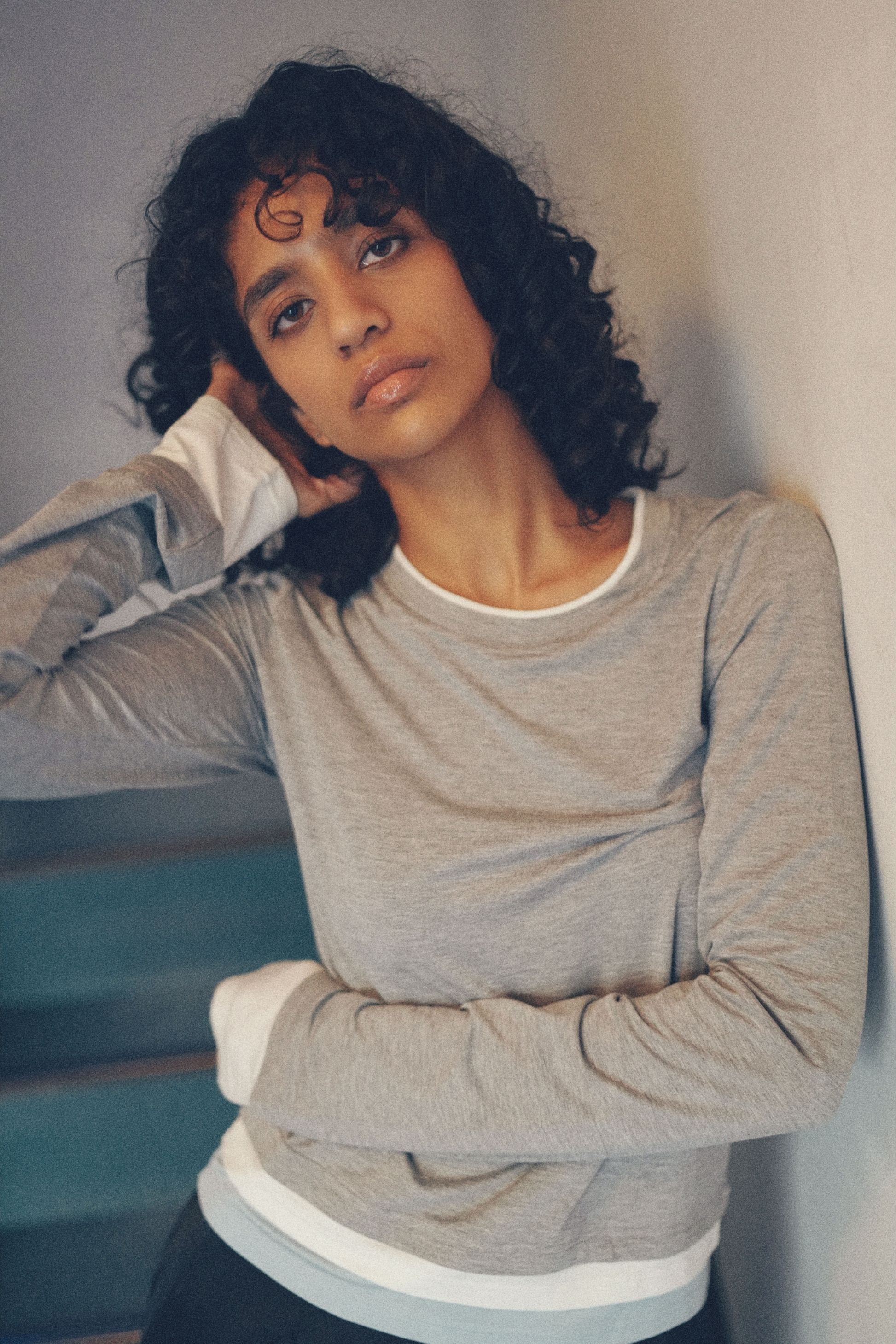 Bicolor long-sleeved tee【Gray】