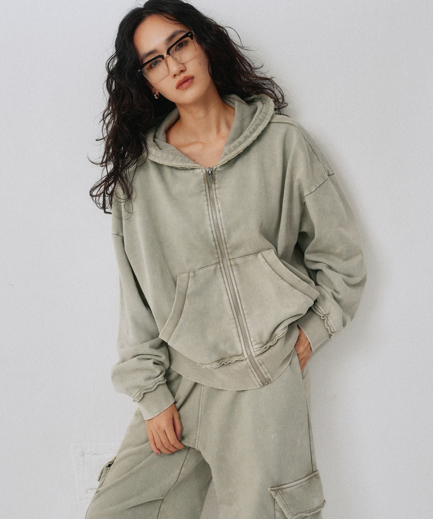 NEW ARRIVAL – YOOU