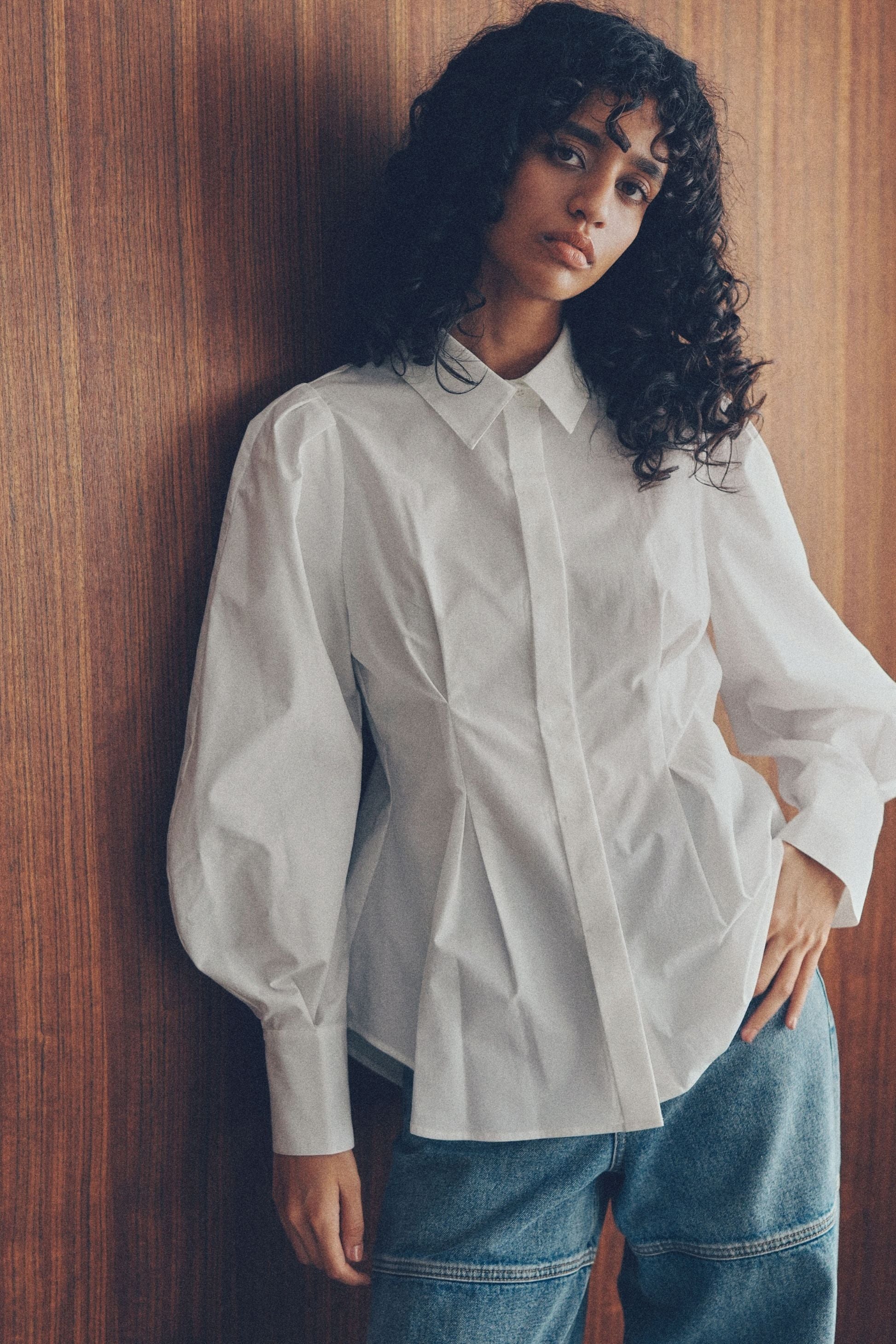 Waist tuck shirt【White】