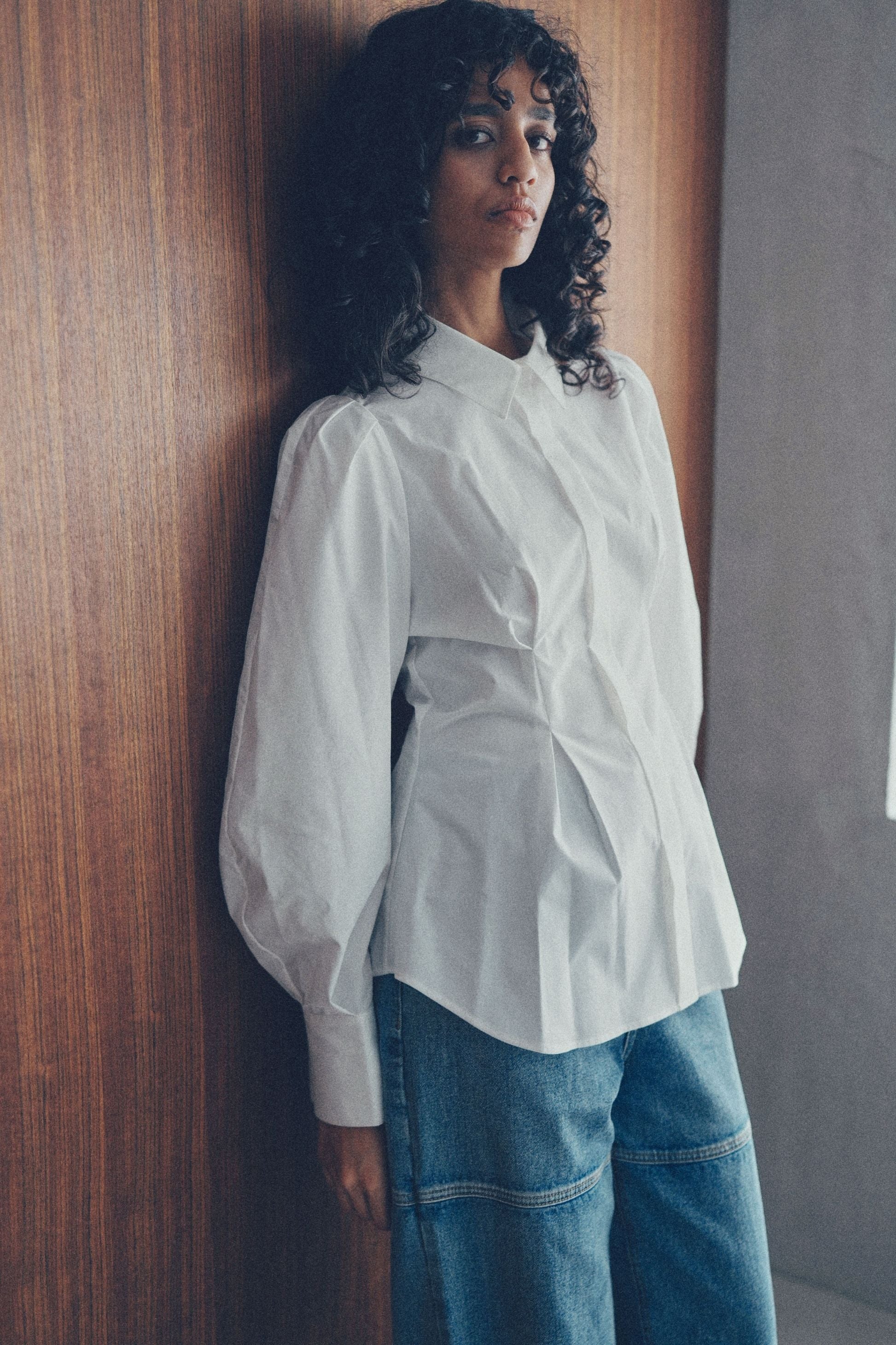 Waist tuck shirt【White】