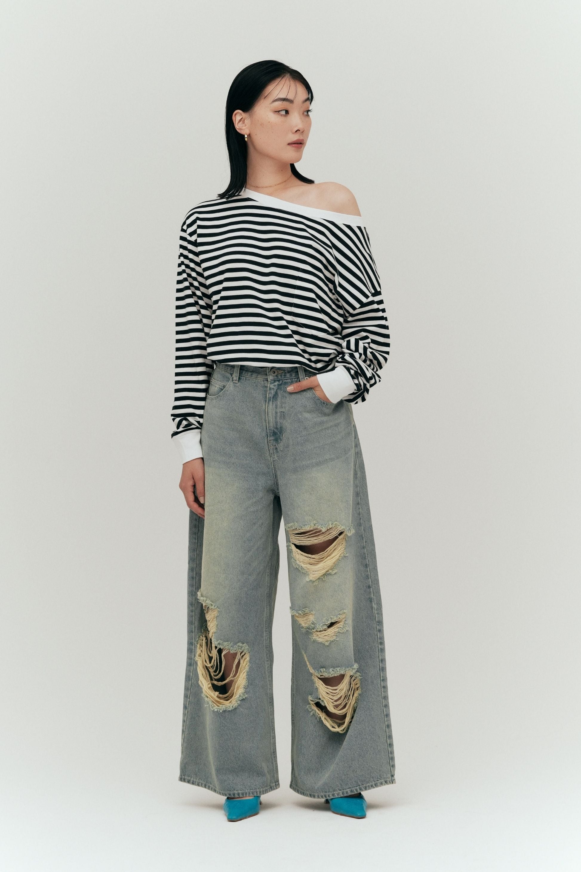 Off shoulder cutsew【Multi】