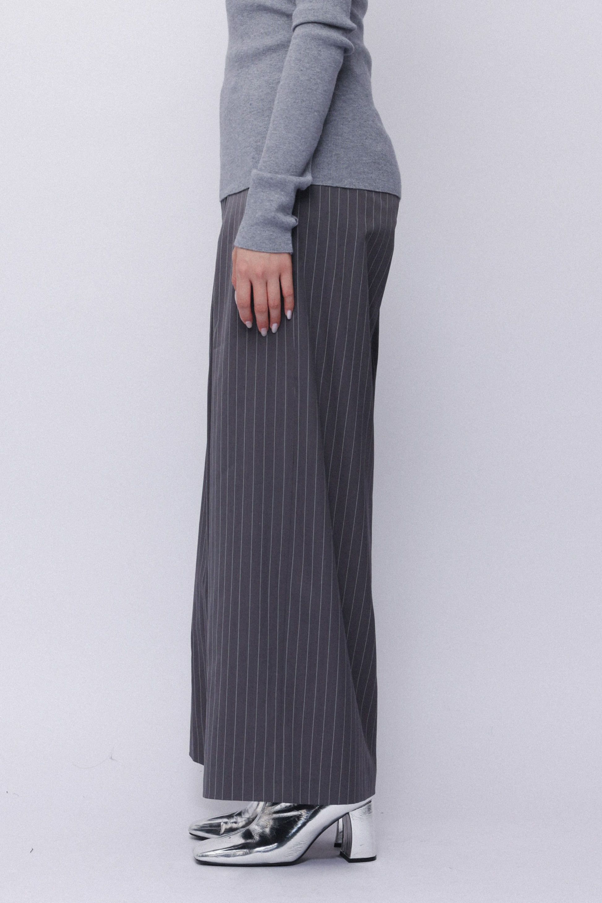 Stripe wide slacks 【Gray】