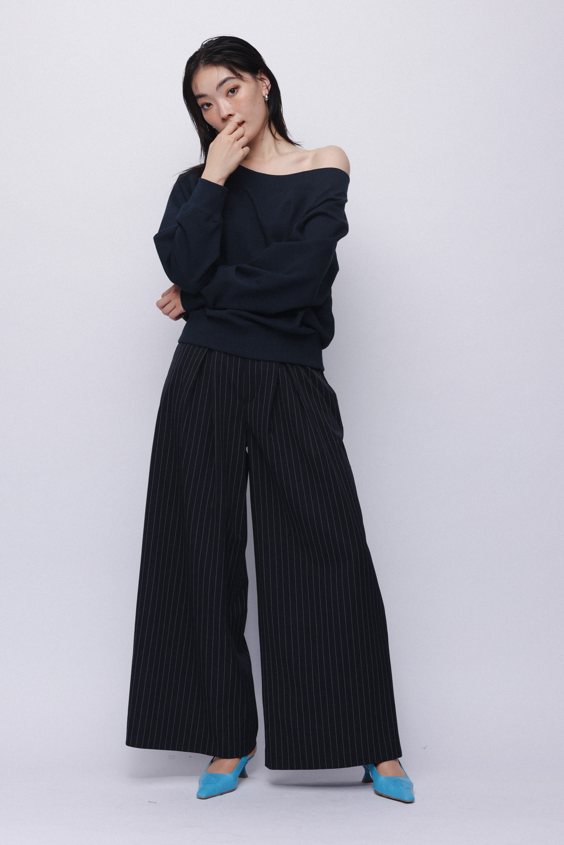 Stripe wide slacks 【Navy】